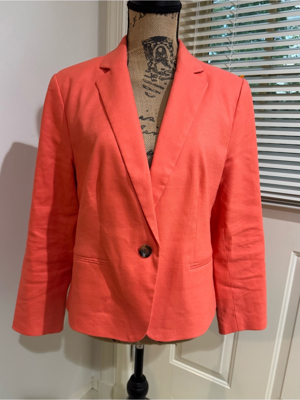 Ann Taylor Coral Single-Button Blazer